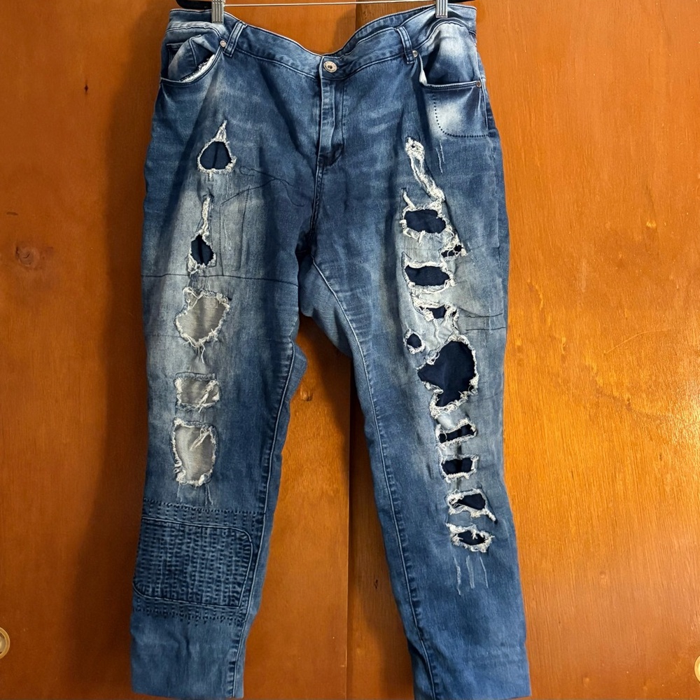 Traffic Relaxed Blue Denim Jeans with Distressed Details